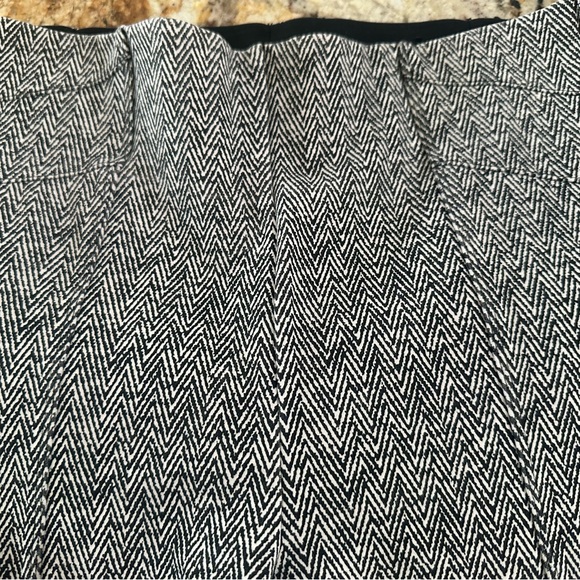 Liverpool Women's Herringbone Stretch Pants - Picture 5 of 6